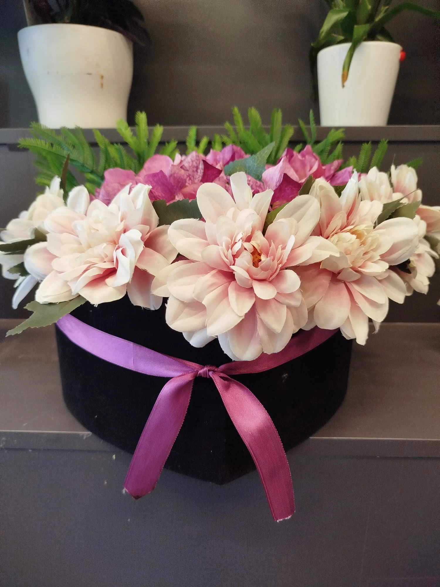 Send Flowers to Your Loved Ones This New Year