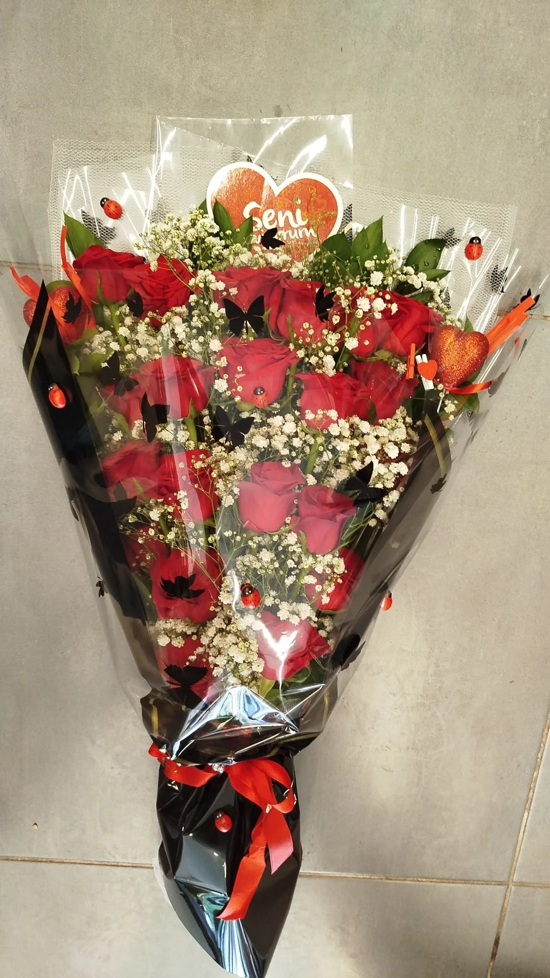 Sevgiliye Gönderilebilecek En Anlamlı Çiçekler | Antalya Çiçekçi Rehberi