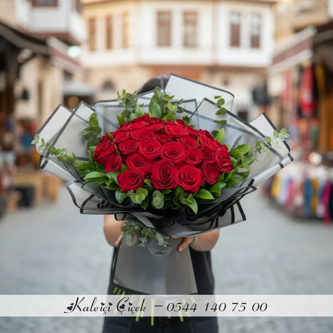 31 Kırmızı İthal Güller 70Cm