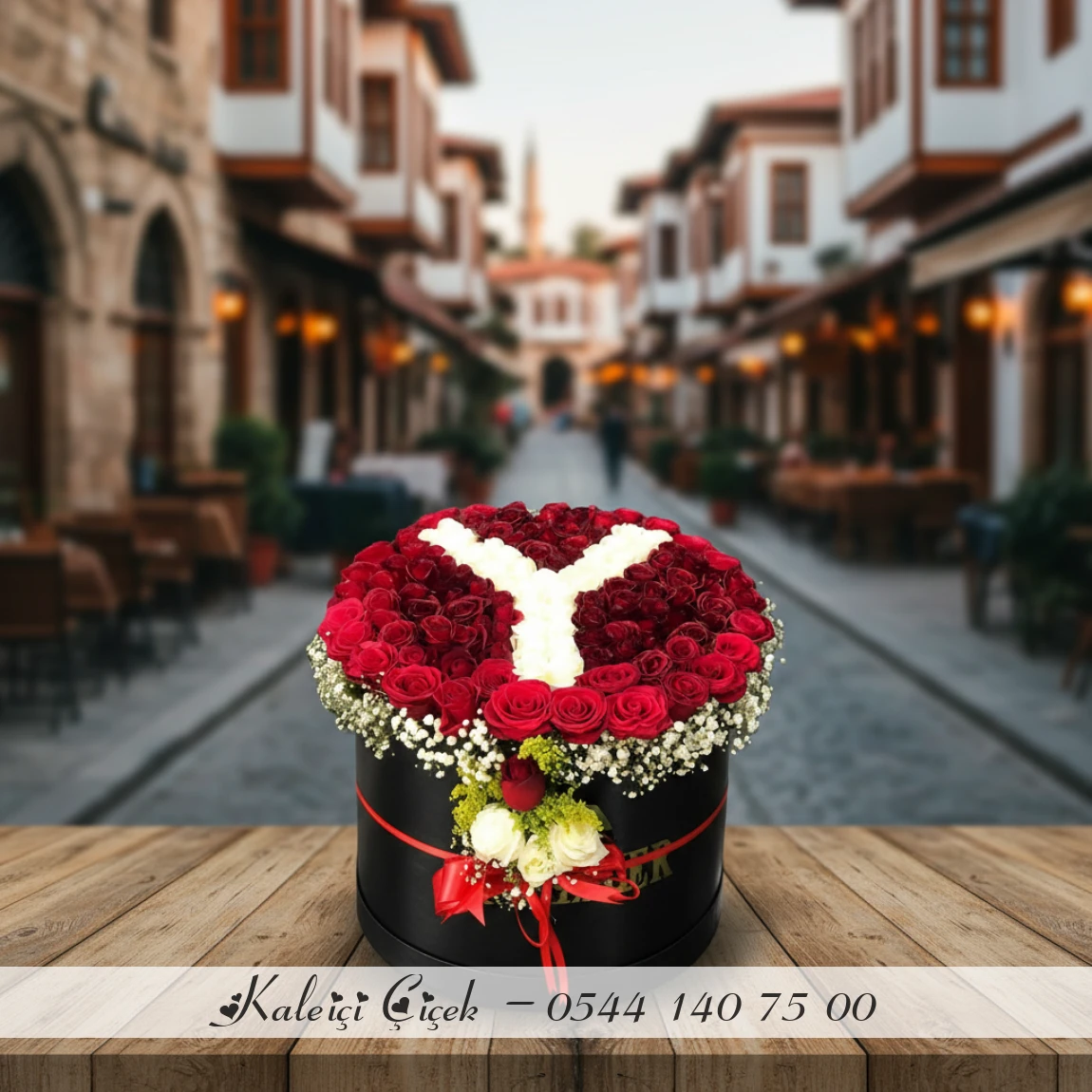 Büyük Kutuda Harfli Gül Aranjmanı