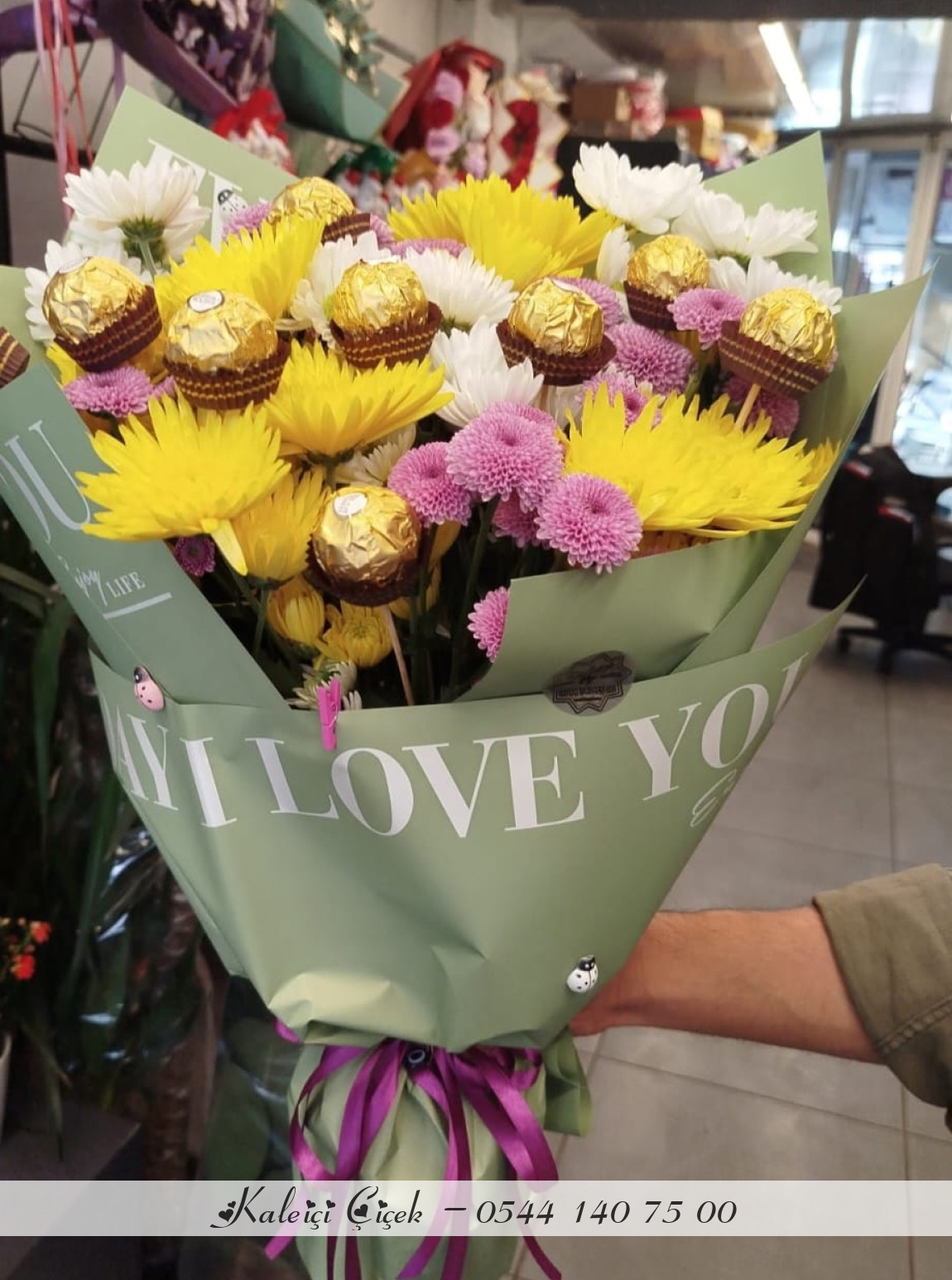 Kasimpati Ve Ferrero Rocher Çi̇kolata