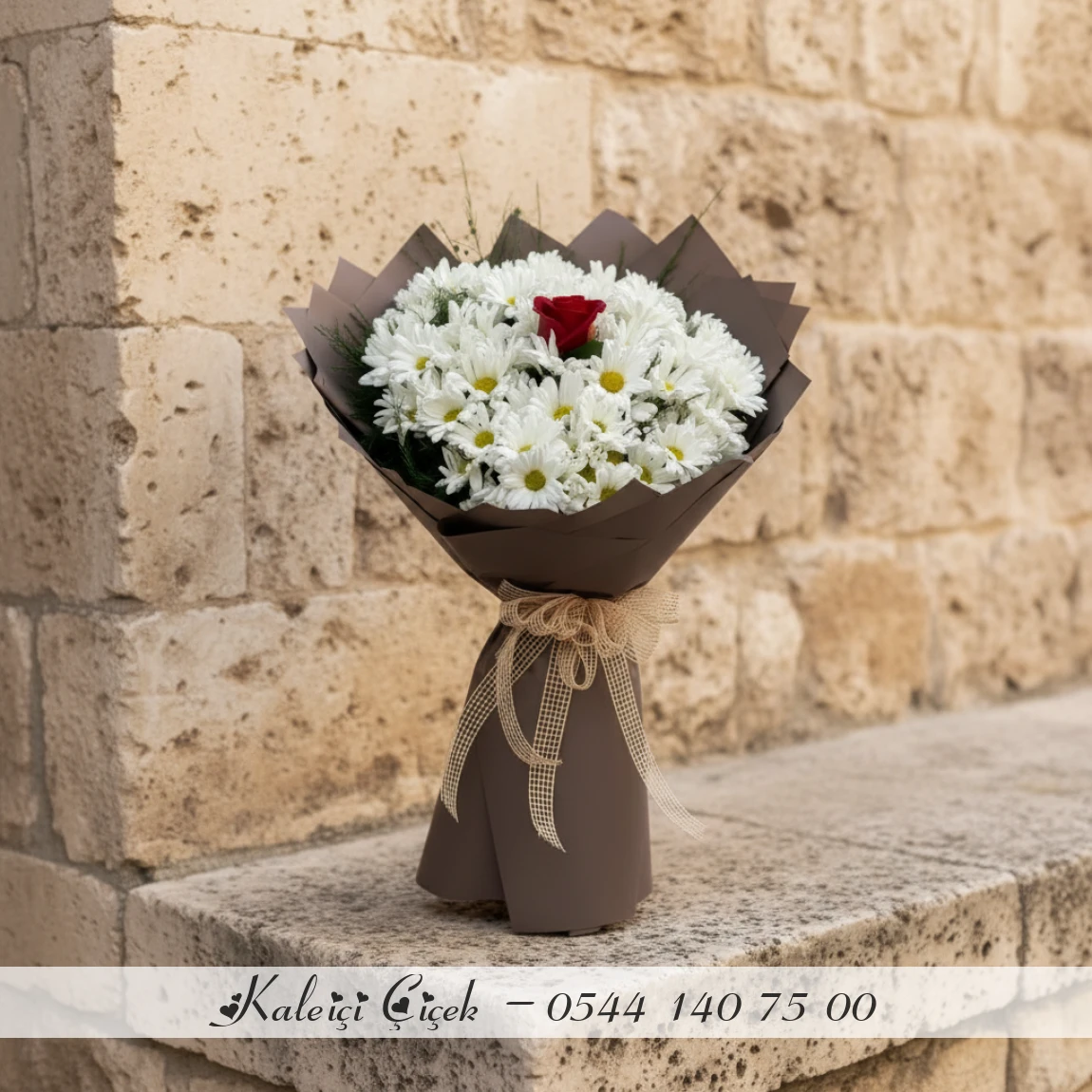 Papatya Ve Tek Gül Buketi