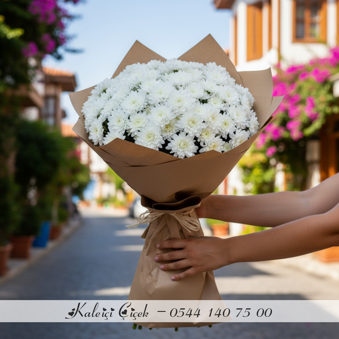 Saf Zarafet – Beyaz Krizantem Buketi