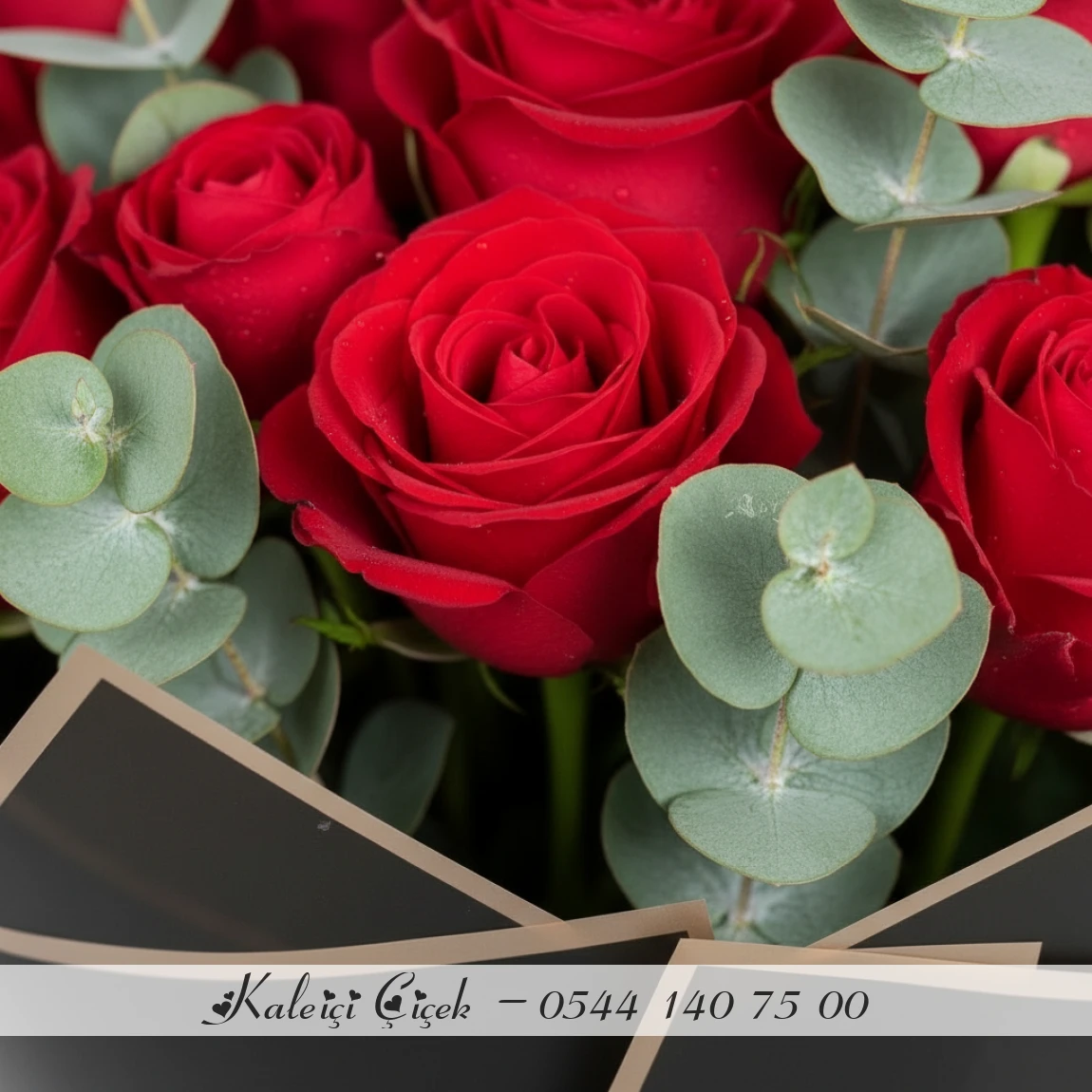 11 Adet Kırmızı İthal Güller 70Cm