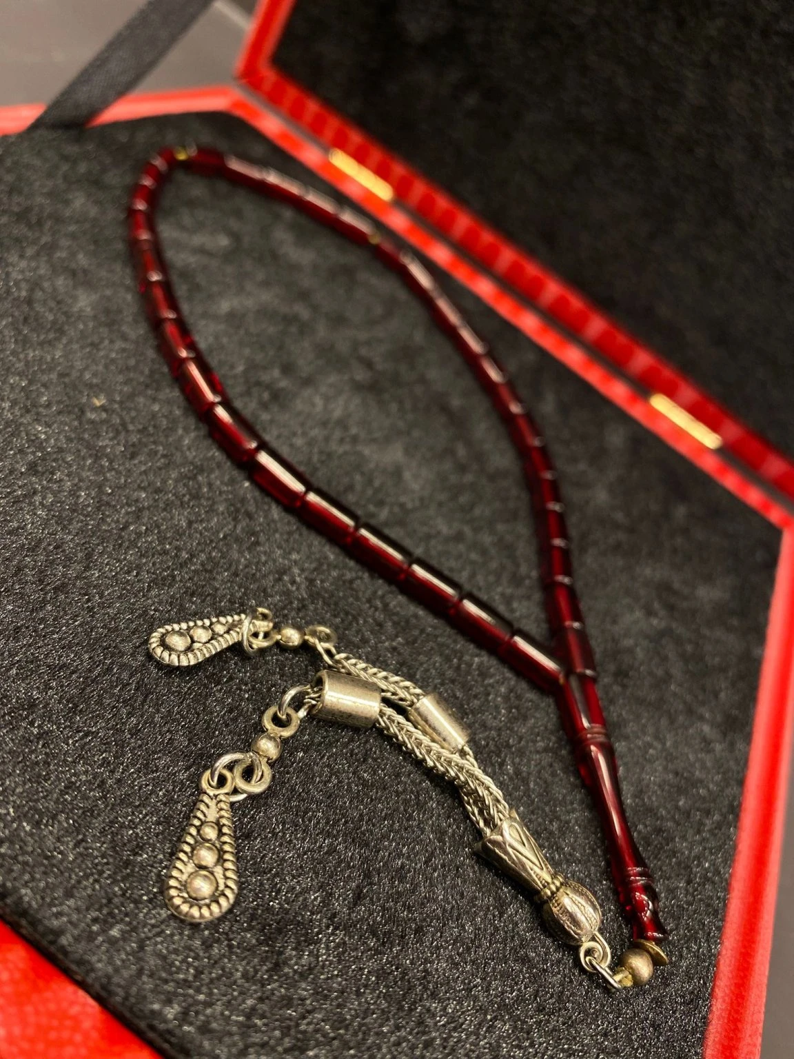 Ateş Kehri̇bar  Usta Kesi̇m