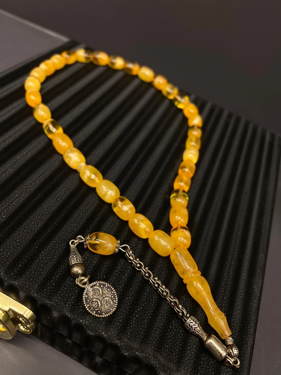 Damla Kehri̇bar Usta Kesi̇m