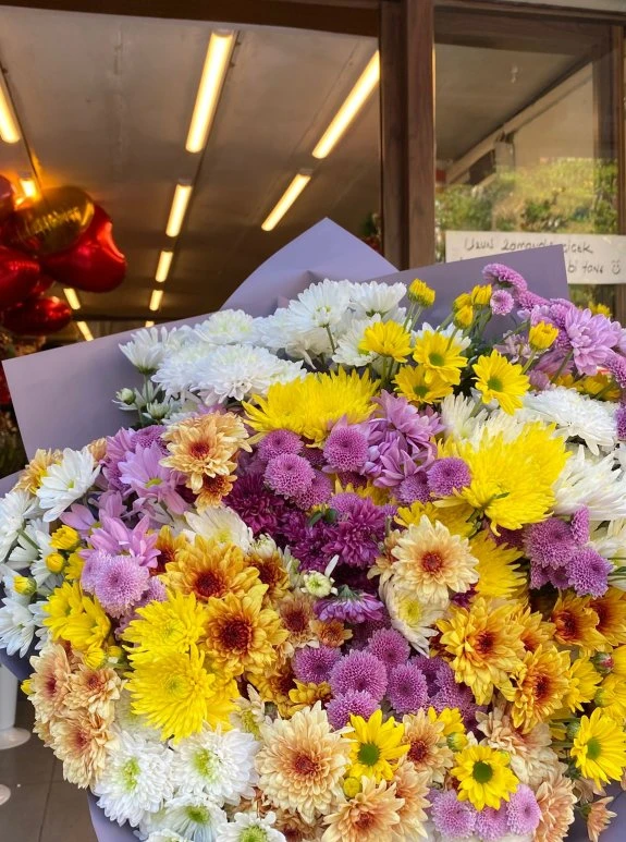 Kasimpati Kucak Dolusu Buket Renkli̇