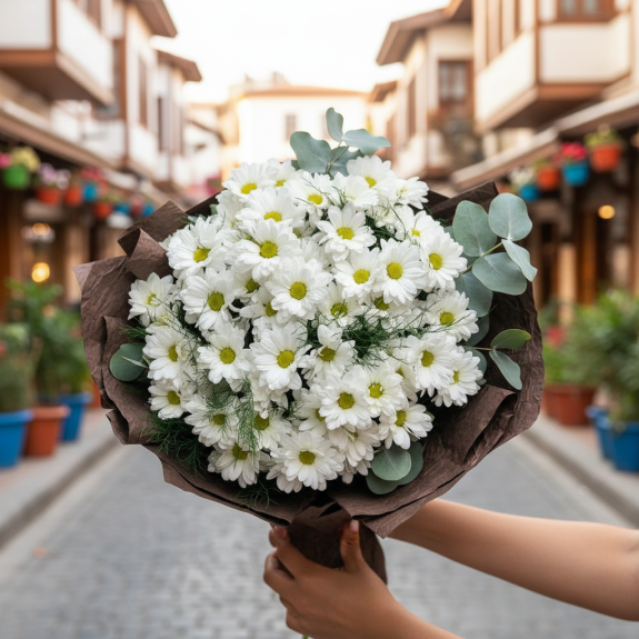 Papatya Ve Okaliptus Buketi