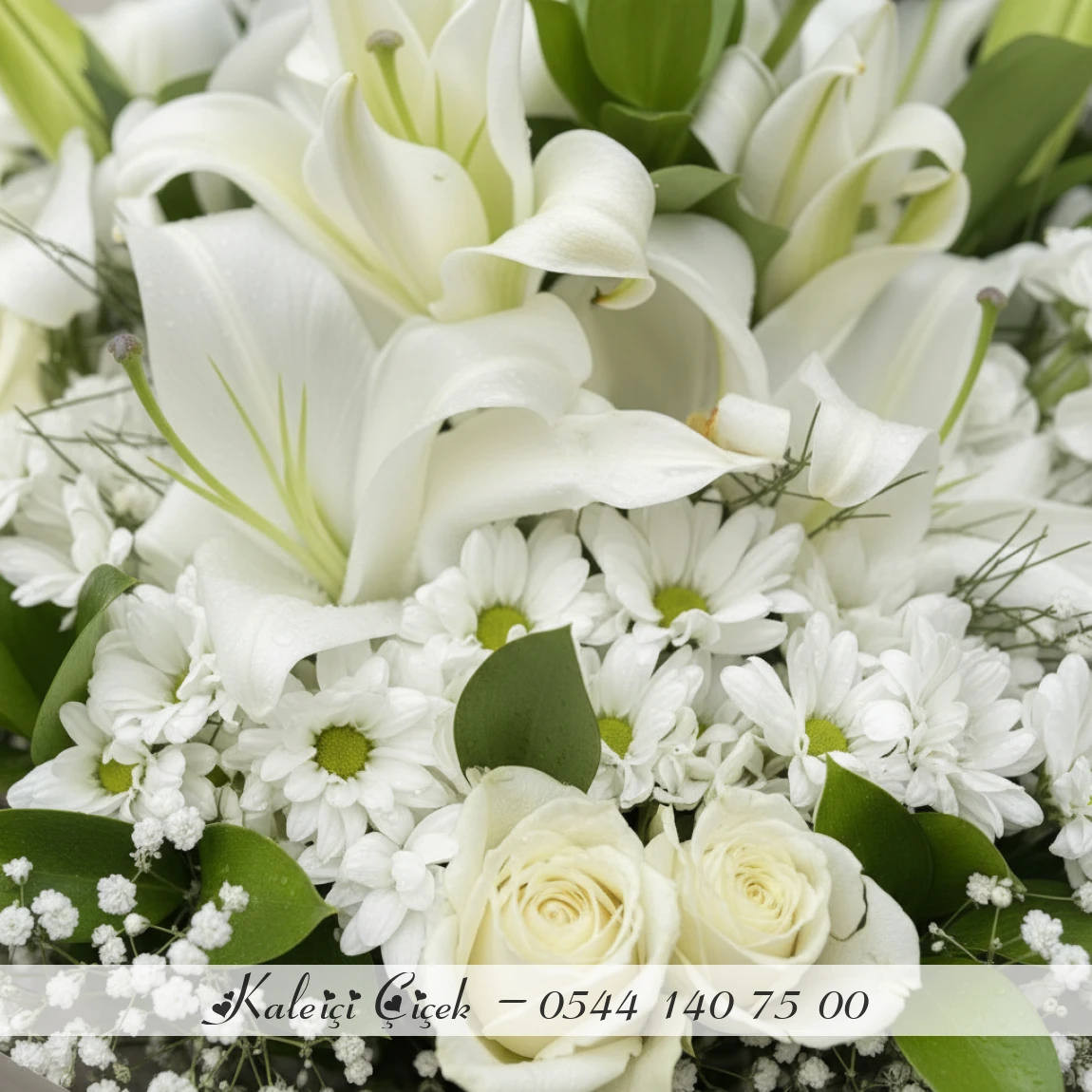 Saf Zarafet Beyaz Lilyum Buketi