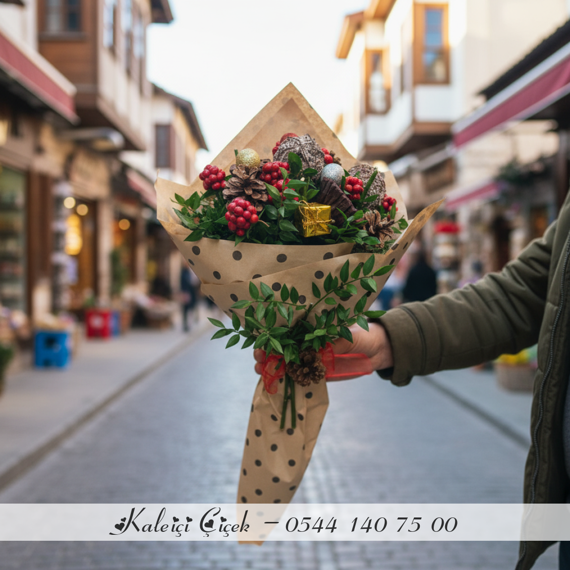 Çam Kozalaklı Kokina Buketi